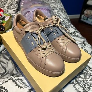 Valentino Sneakers
